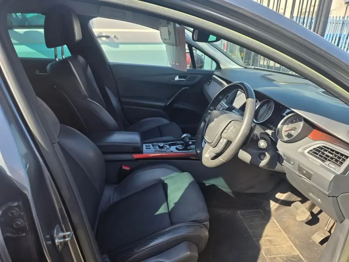 Begagnad Peugeot 508 RXH 2012 Grå Kombi