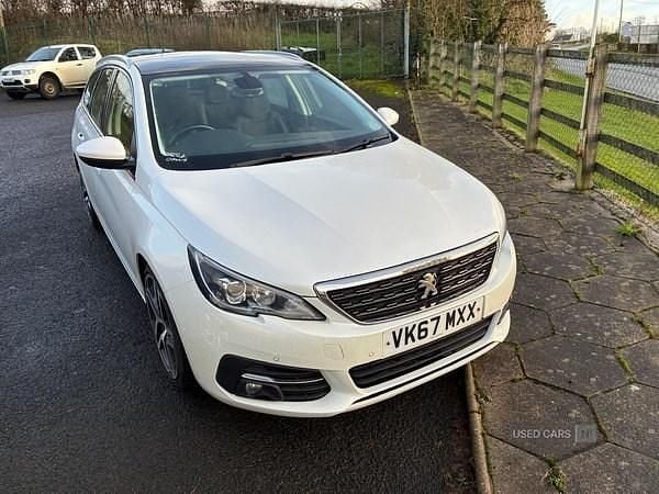 White Used 2018 Peugeot 308 Allure Estate | £6,895 (Fair price) - Image 1/3