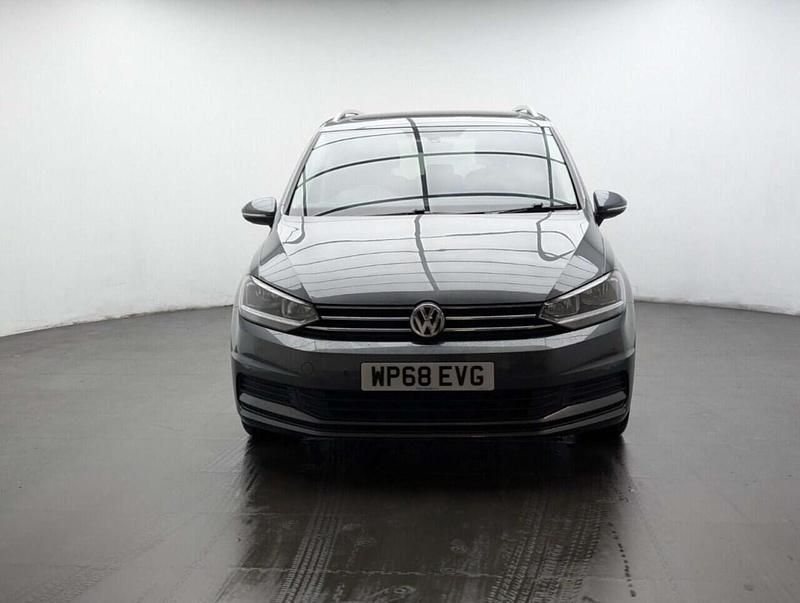 Used VW Touran Family 116 HP (85 kW) 2018 Grey MPV