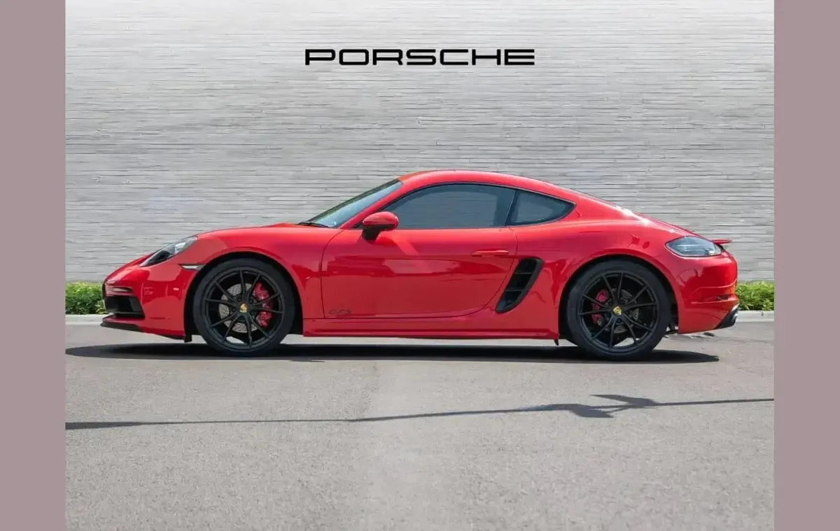 Used Porsche Cayman 360 HP (264 kW) 2018 Red Coupe