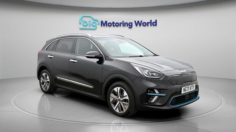 Used Kia e-Niro 147 kW (201 HP) 2022 SUV