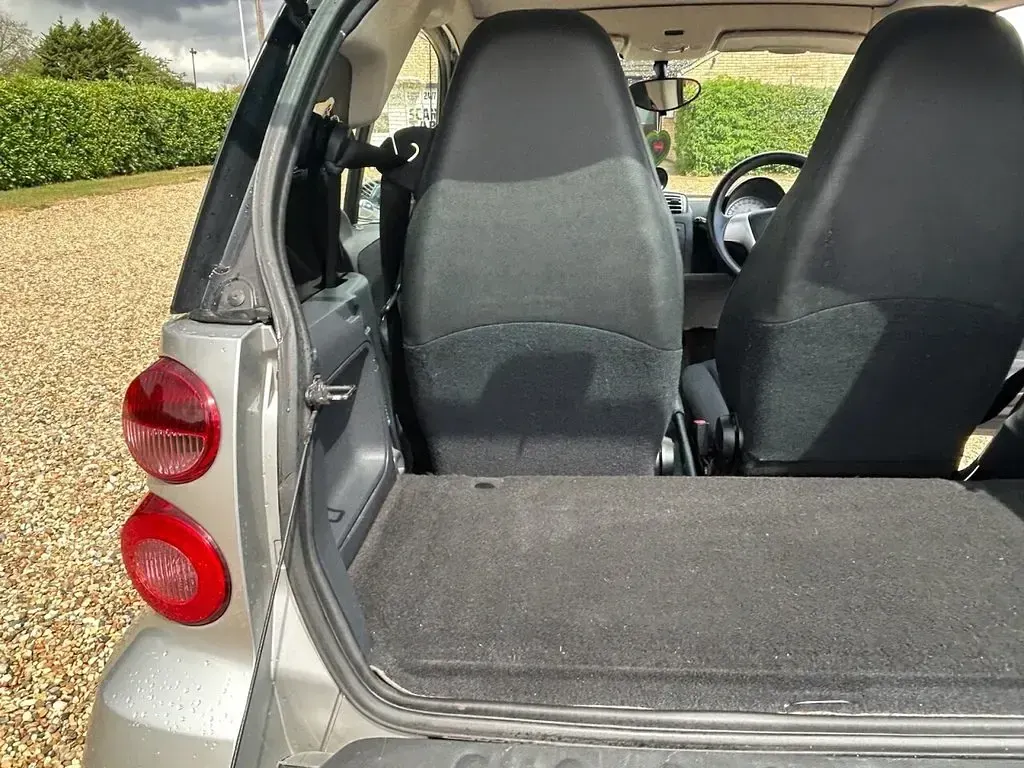 Used Smart ForTwo Coupé Pulse 71 HP (52 kW) 2009 Silver Coupe