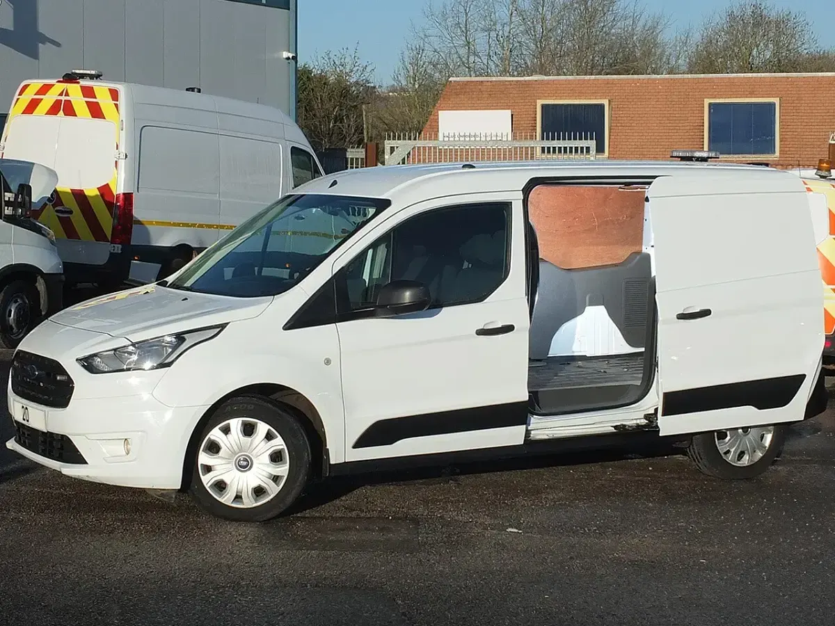 Used Ford Transit Connect Trend 120 HP (88 kW) 2020 White MPV