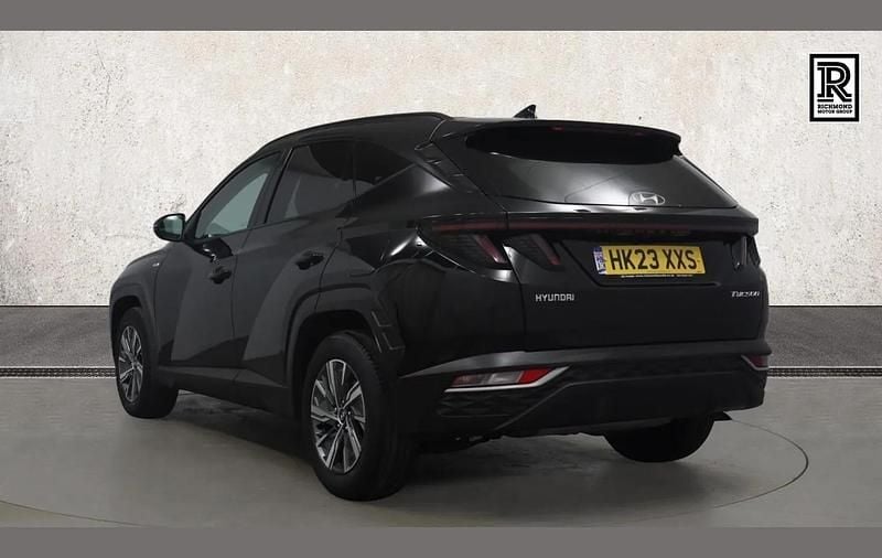 Second-hand Hyundai Tucson SE 147 CP (108 kW) 2023 Negru SUV