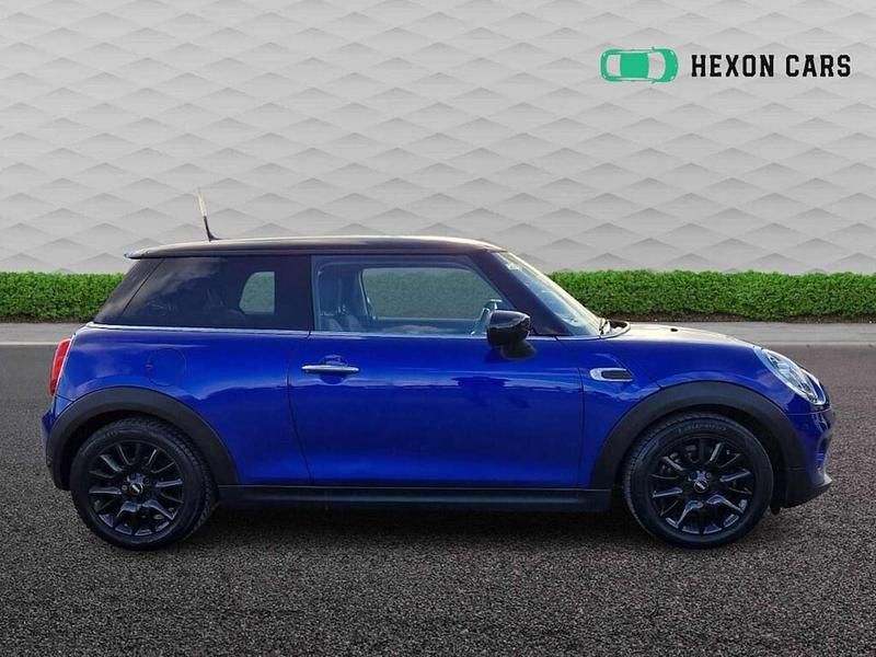 Used Mini Cooper Classic 136 HP (100 kW) 2020 Blue Hatchback
