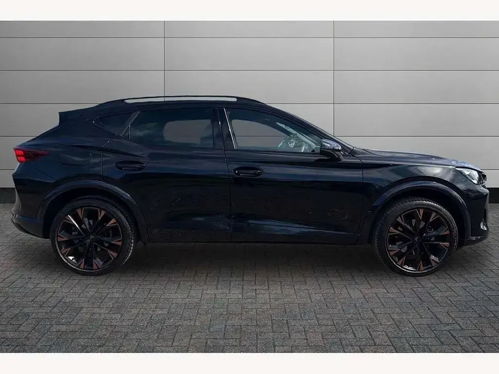Used Cupra Formentor 150 HP (110 kW) 2024 Black SUV