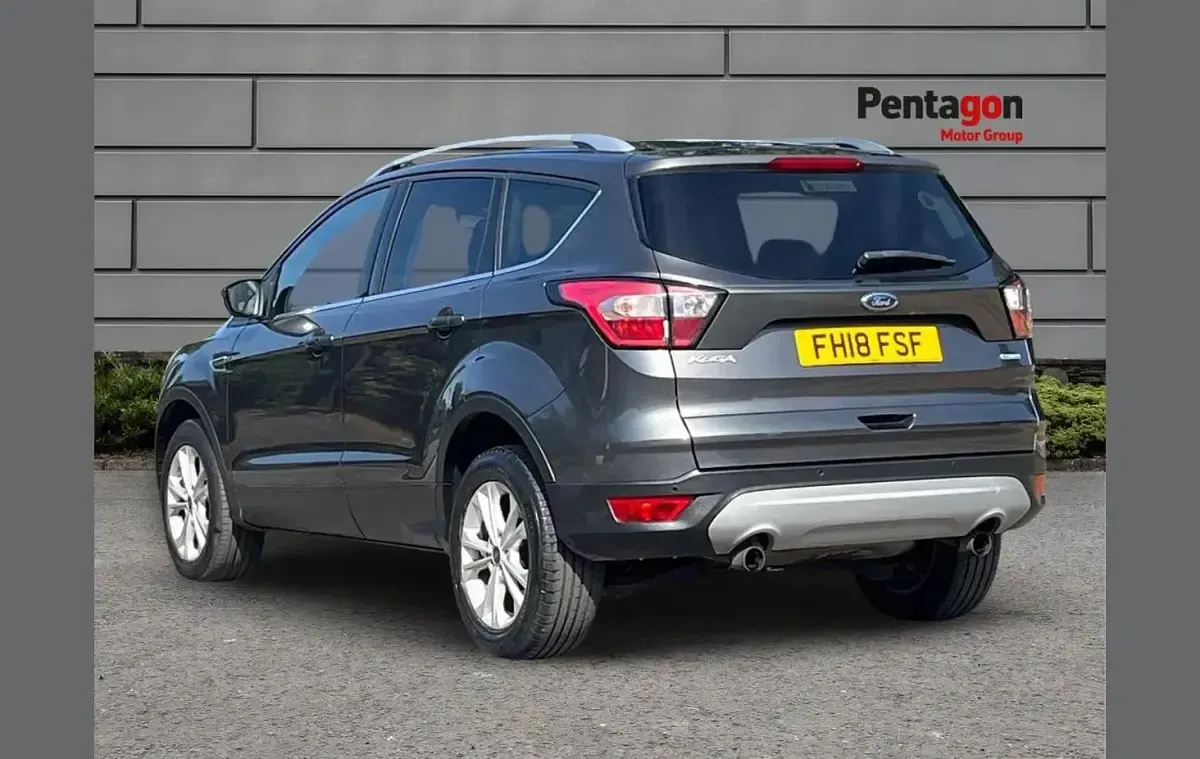 Used Ford Kuga Titanium 147 HP (108 kW) 2018 Grey SUV