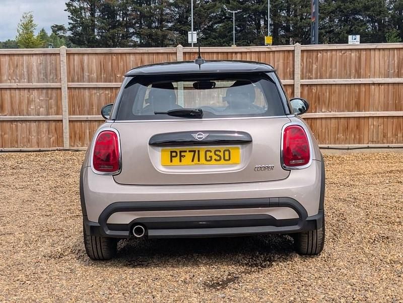 Used Mini Cooper Classic 136 HP (100 kW) 2022 Grey Hatchback