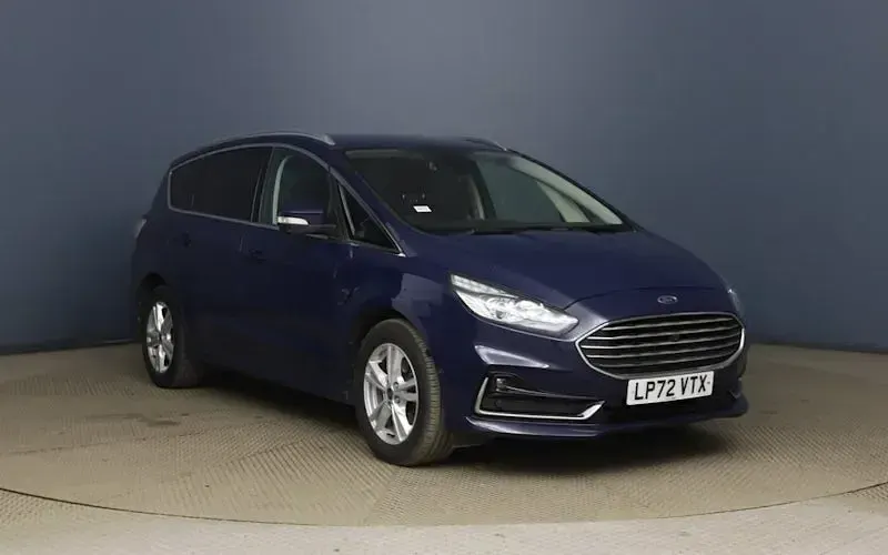 Used Ford S-MAX Titanium 190 HP (139 kW) 2022 MPV