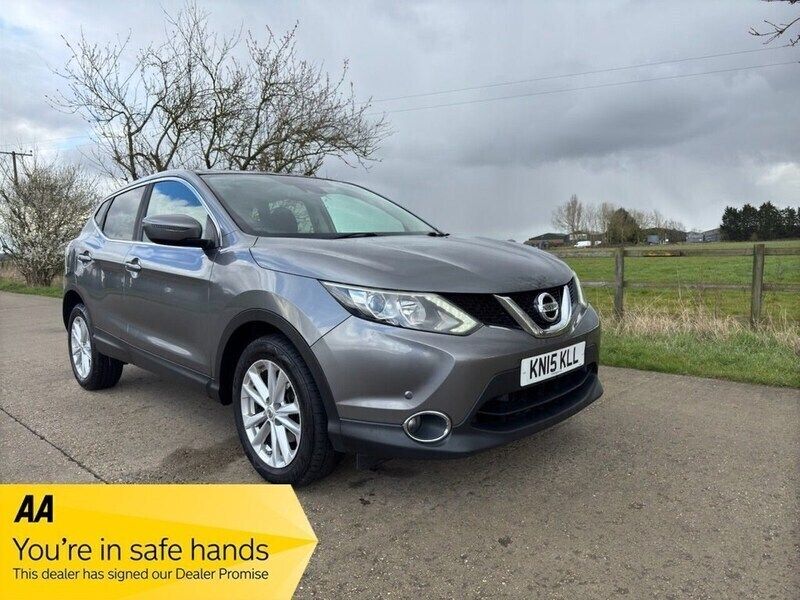Grey Used 2015 Nissan Qashqai Acenta+ SUV | £5,850 (Good price) - Image 1/4