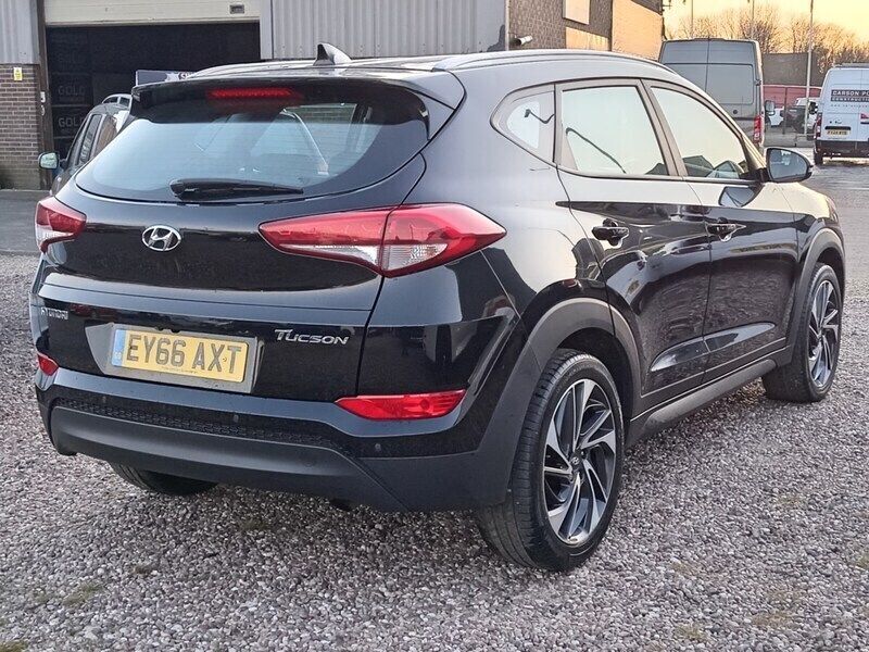Used Hyundai Tucson SE 2016 Black SUV