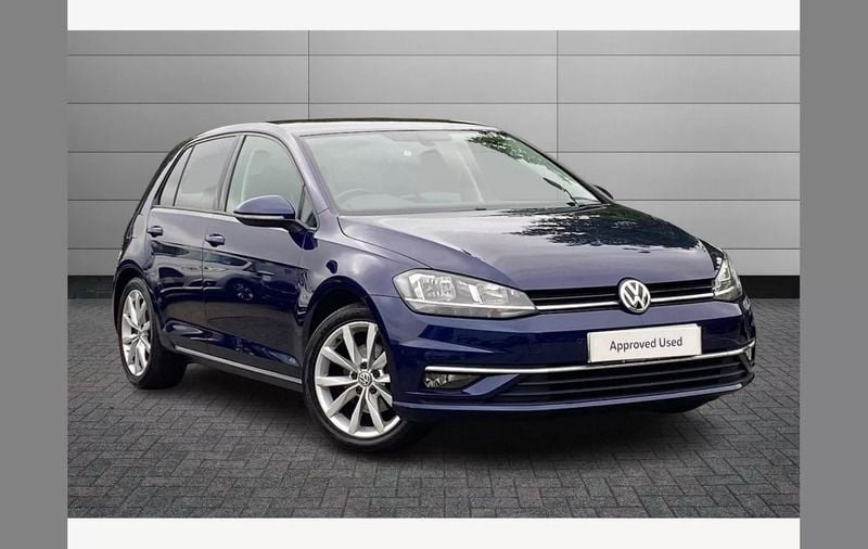 Blue Used 2018 VW Golf VII GT Hatchback | £13,750 (Fair price) - Image 1/4