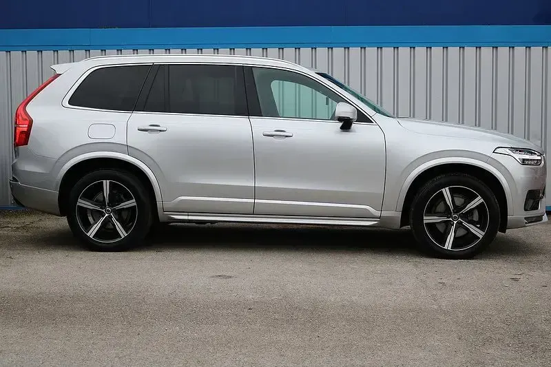 Used Volvo XC90 R-Design 235 HP (172 kW) 2017 Silver SUV