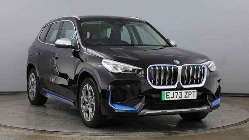 Black Used 2023 BMW iX1 xLine SUV | £26,995 (Good price) - Image 1/4