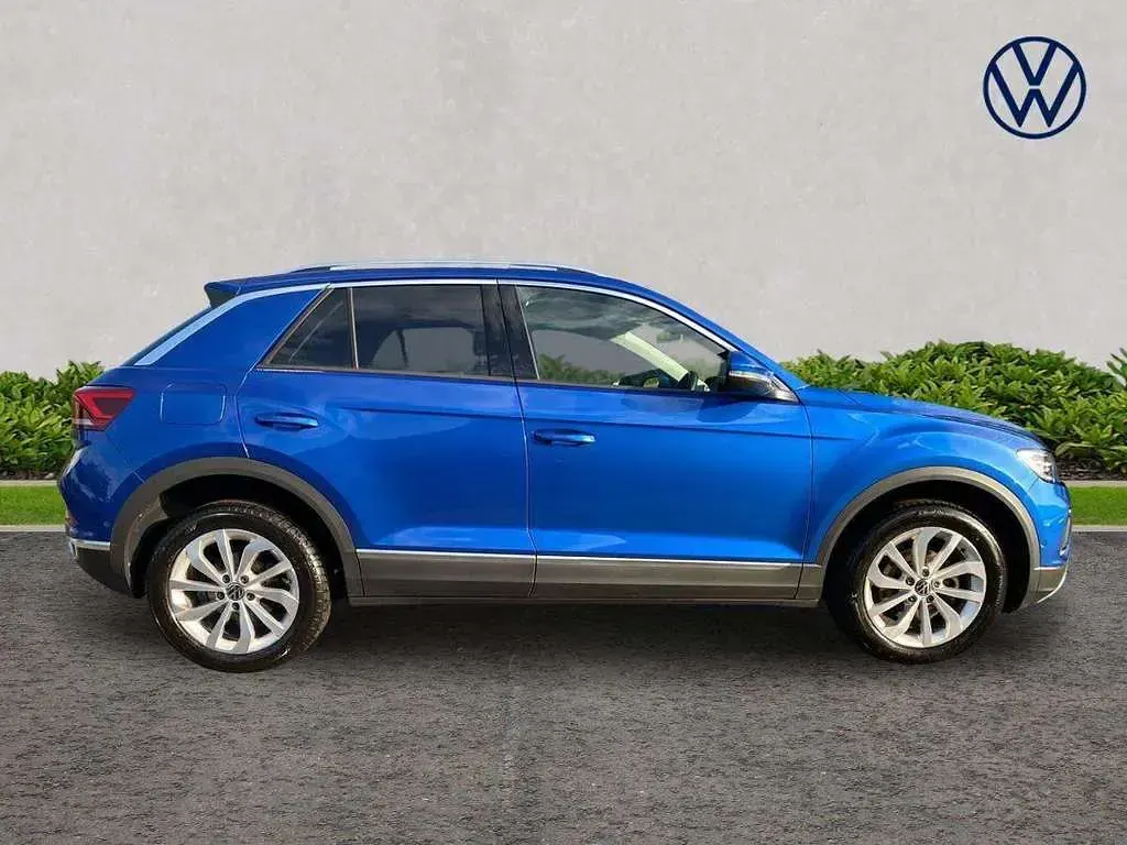 Used VW T-Roc Style 110 HP (80 kW) 2022 Blue SUV