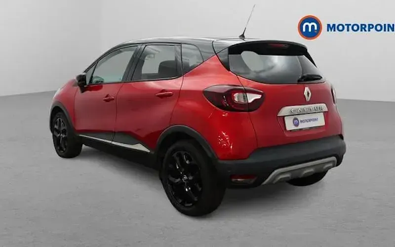 Used Renault Captur GT-Line 90 HP (66 kW) 2019 Red/black SUV