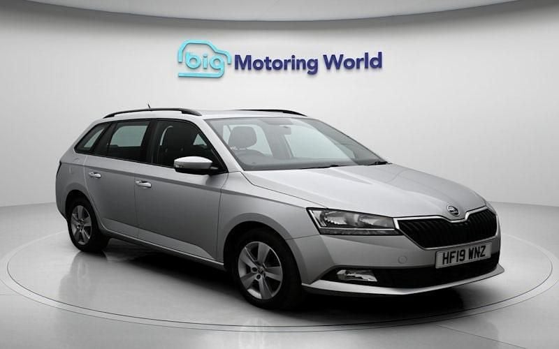 Used Skoda Fabia SE 110 HP (80 kW) 2019 Silver Estate
