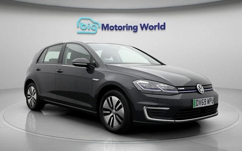 Used 2019 VW e-Golf Hatchback | £9,000 (Fair price) - Image 1/4