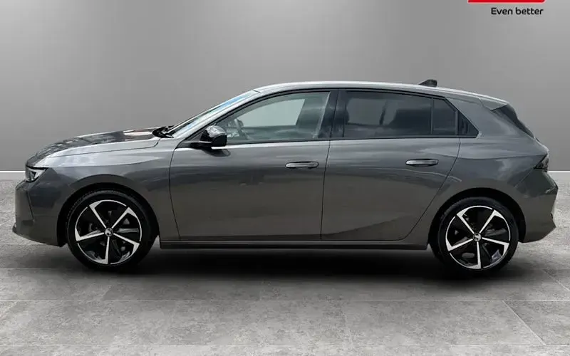 Used Vauxhall Astra 131 HP (96 kW) 2025 Hatchback