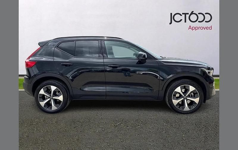 Used Volvo XC40 Ultimate 194 HP (142 kW) 2023 Black SUV