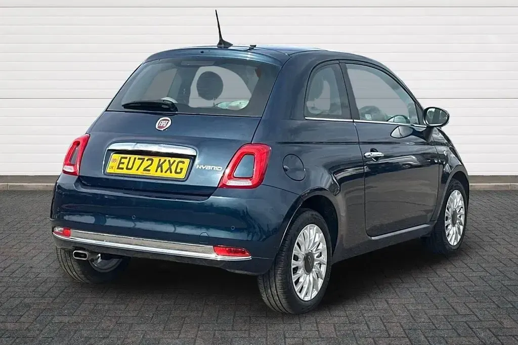 Used Fiat 500 Dolcevita 70 HP (51 kW) 2022 Blue Hatchback