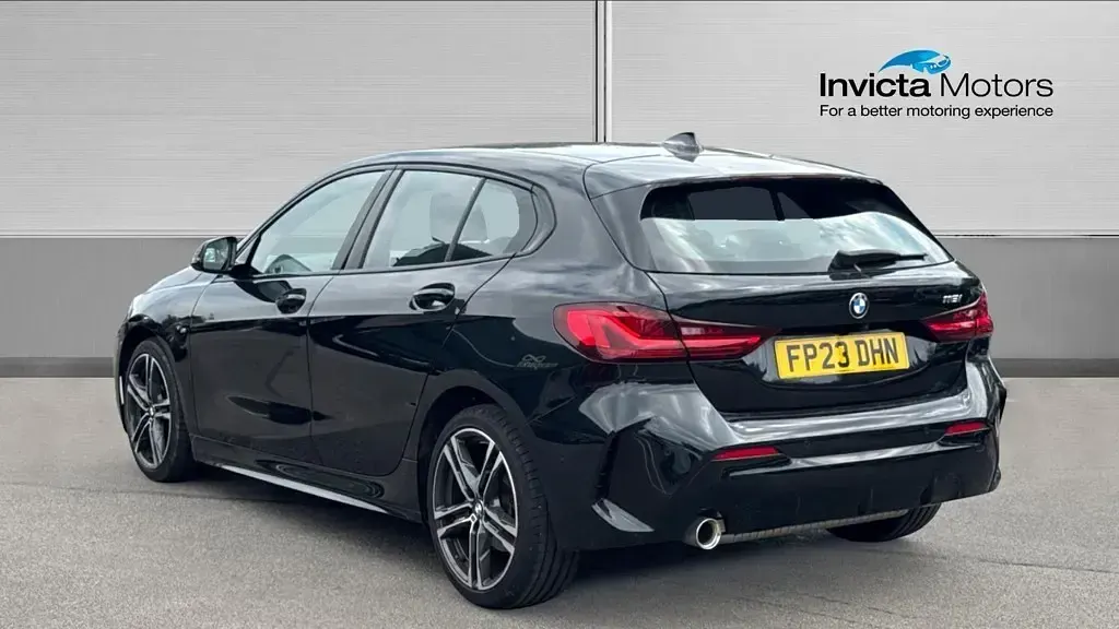 Used BMW 118 M Sport 136 HP (100 kW) 2023 Sapphire black metallic Hatchback