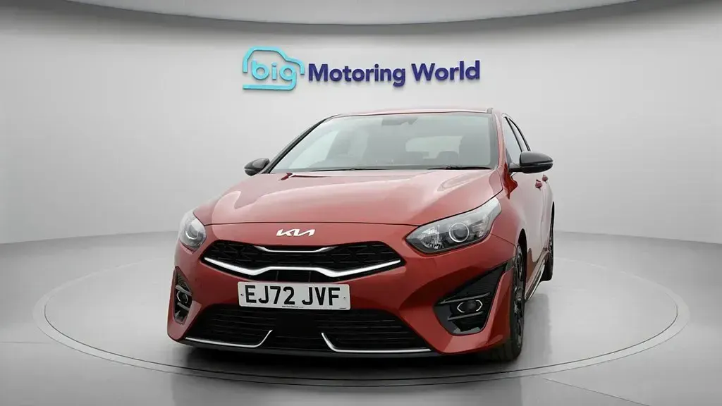 Used Kia Ceed GT-Line 158 HP (116 kW) 2022 Red Hatchback