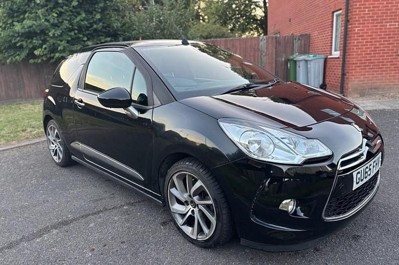 Used 2015 Citroën DS3 Cabriolet | £4,699 (Fair price) - Image 1/1