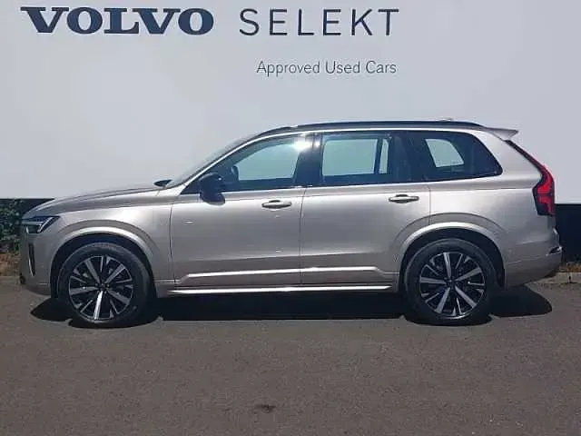 Used Volvo XC90 Plus 247 HP (181 kW) 2025 SUV
