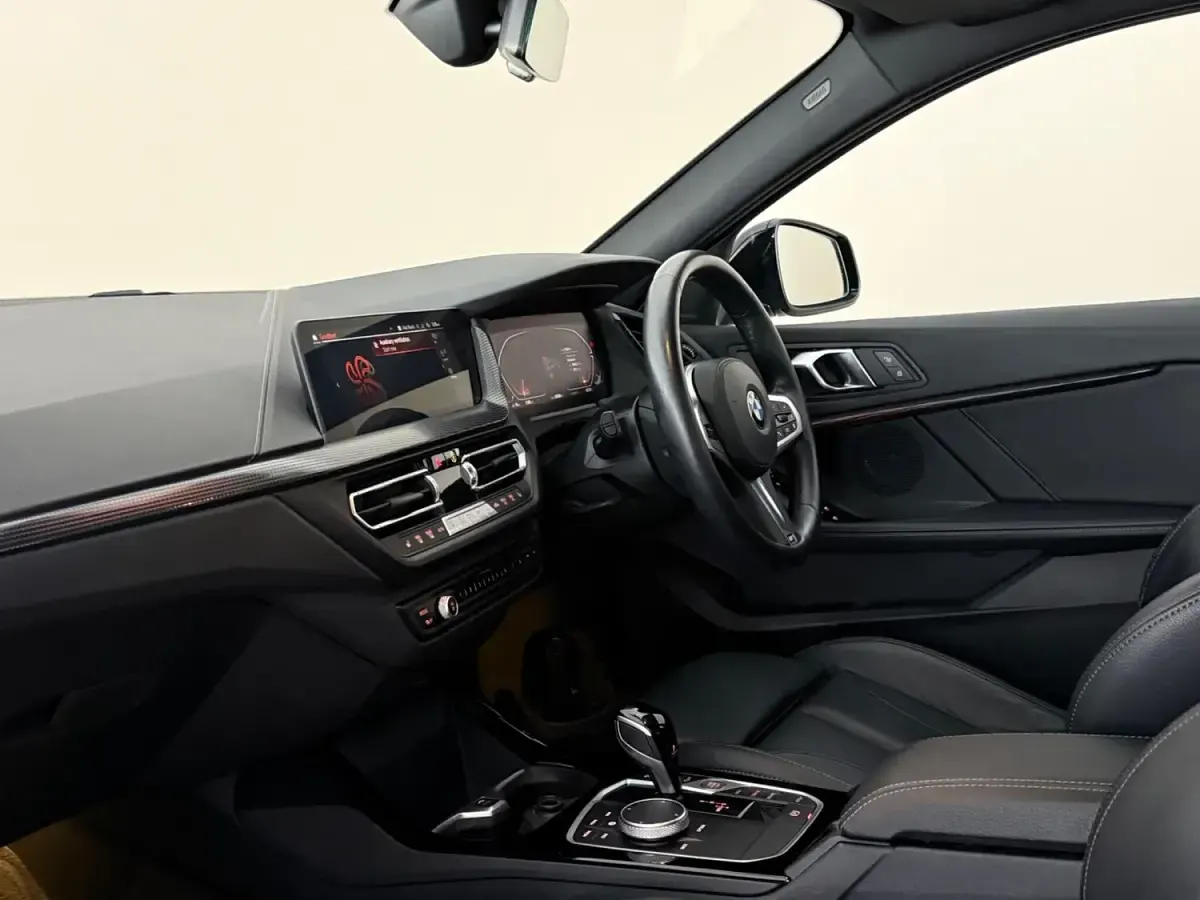 Used BMW 118 M Sport 136 HP (100 kW) 2023 Black Hatchback
