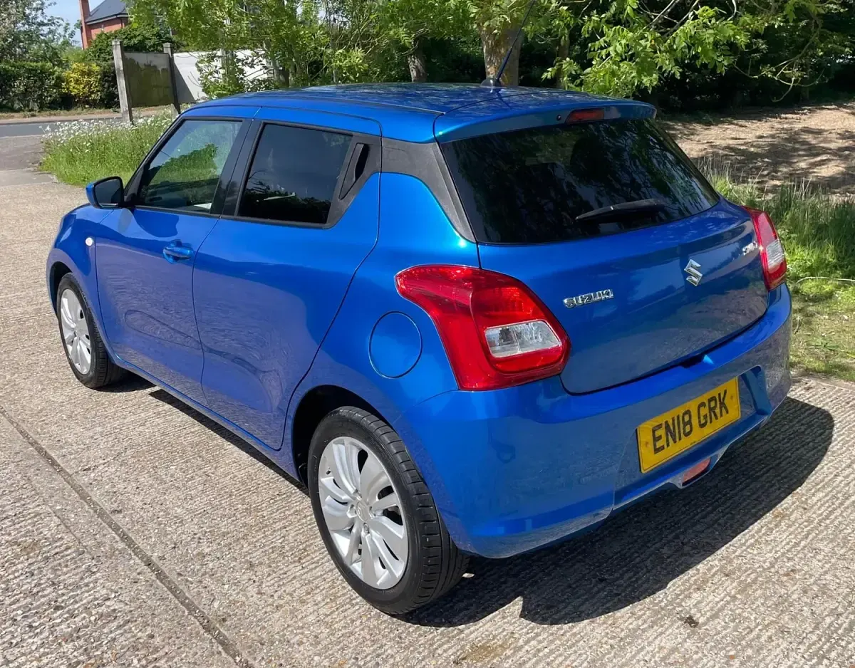 Used Suzuki Swift SZ-T 111 HP (81 kW) 2018 Blue Hatchback