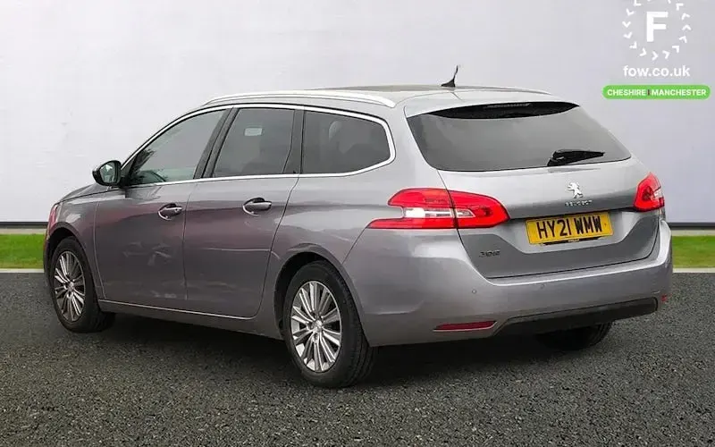 Used Peugeot 308 SW Allure 131 HP (96 kW) 2021 Grey Estate