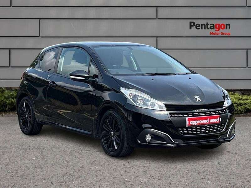 Black Used 2018 Peugeot 208 Hatchback | £6,294 (Fair price) - Image 1/4