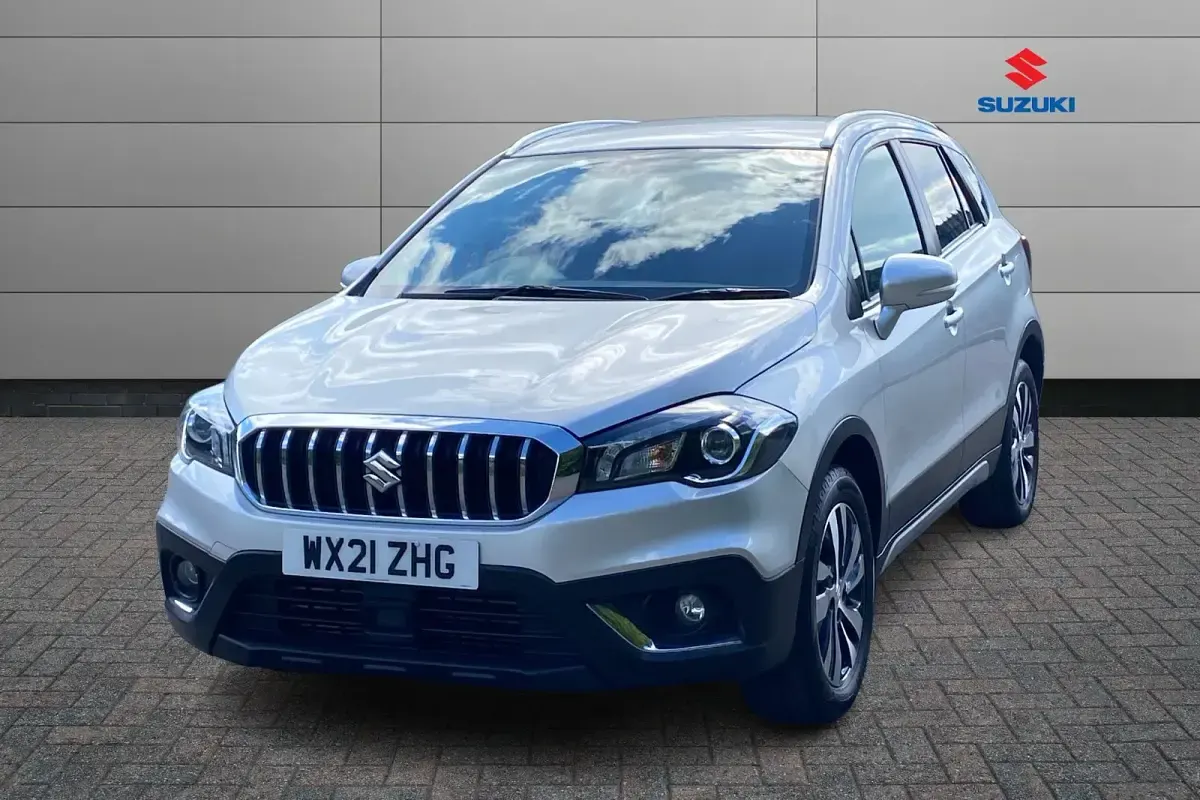 Used Suzuki SX4 SZ-T 129 HP (94 kW) 2021 Silver Hatchback