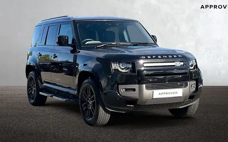 Used Land Rover Defender HSE Dynamic 300 HP (220 kW) 2023 SUV