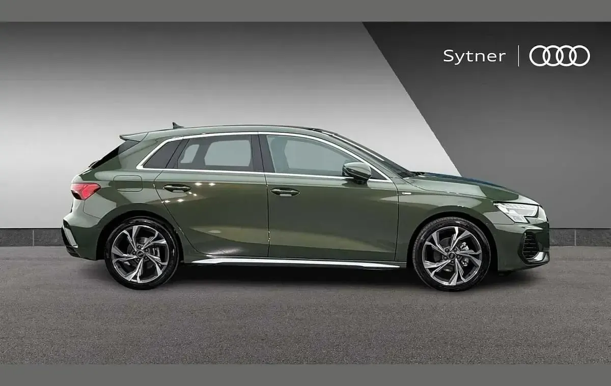 Used Audi A3 S-Line 147 HP (108 kW) 2026 Green Hatchback