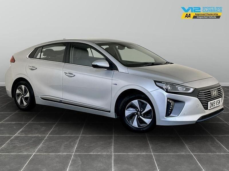 Silver Used 2019 Hyundai Ioniq Premium SE Hatchback | £12,295 (Fair price) - Image 1/2
