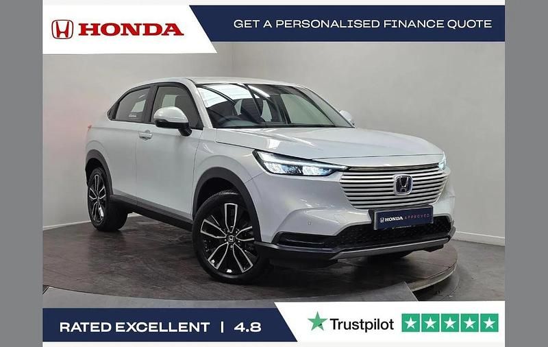 White Used 2023 Honda HR-V Elegance SUV | £23,465 (Fair price) - Image 1/4