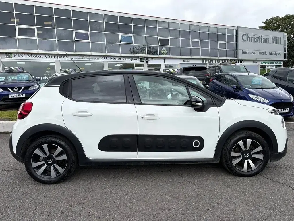 Used Citroën C3 Flair 2017 White Hatchback