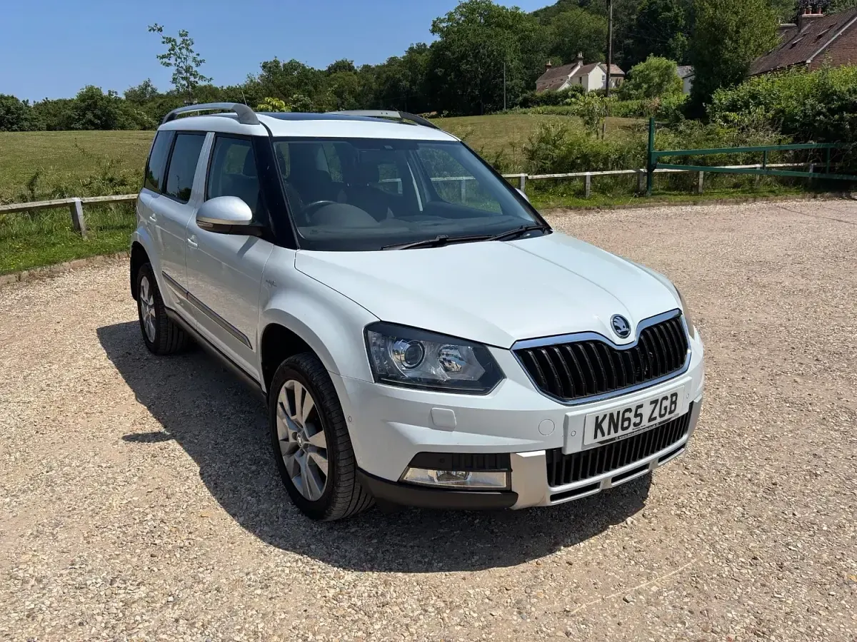 Used Skoda Yeti 150 HP (110 kW) 2015 White SUV