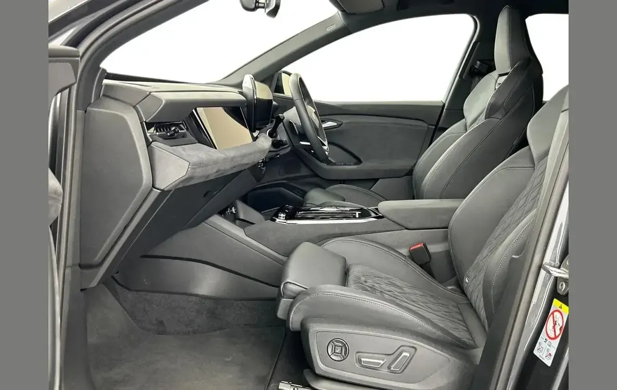Used Audi Q6 e-tron Performance 225 kW (306 HP) 2025 Grey SUV