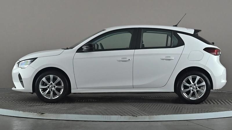 Used Vauxhall Corsa Design Edition 75 HP (55 kW) 2023 White Hatchback