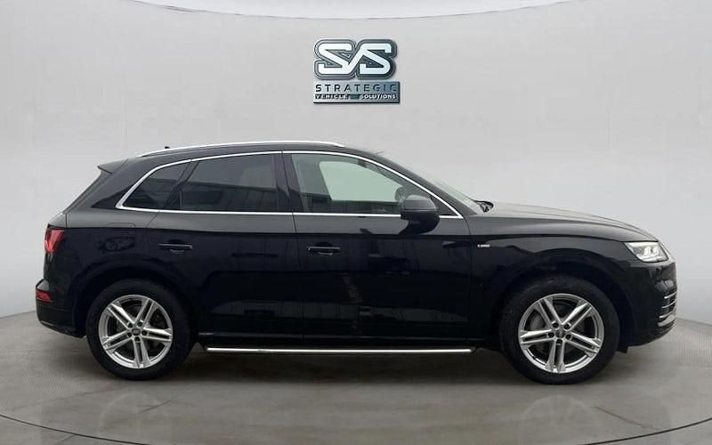 Used Audi Q5 S-Line 252 HP (185 kW) 2018 Black SUV