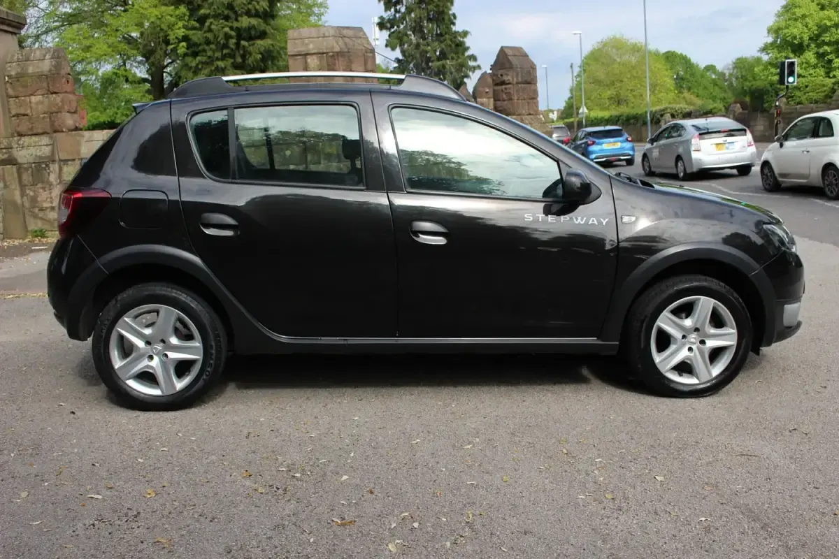 Usado Dacia Sandero Stepway Ambiance 2014 Negro Utilitario