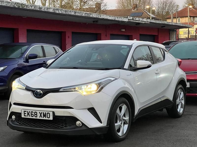 White Used 2018 Toyota C-HR SUV | £12,950 (Super price) - Image 1/4