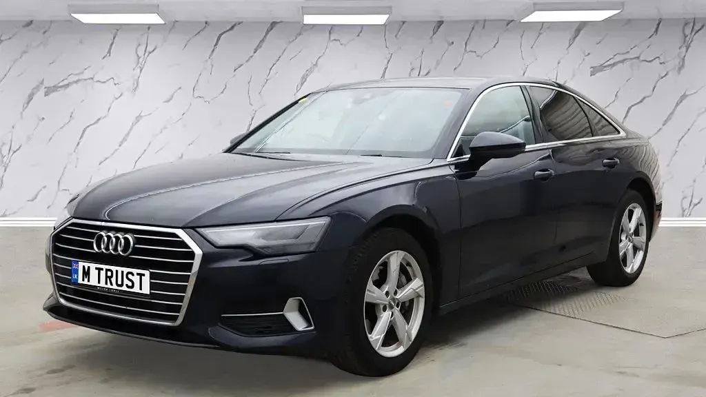 Używany Audi A6 Sport 245 KM (180 kW) 2020 Niebieski Sedan/Limuzyna