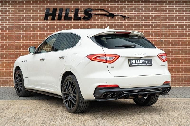 Used Maserati Levante 350 HP (257 kW) 2019 White SUV