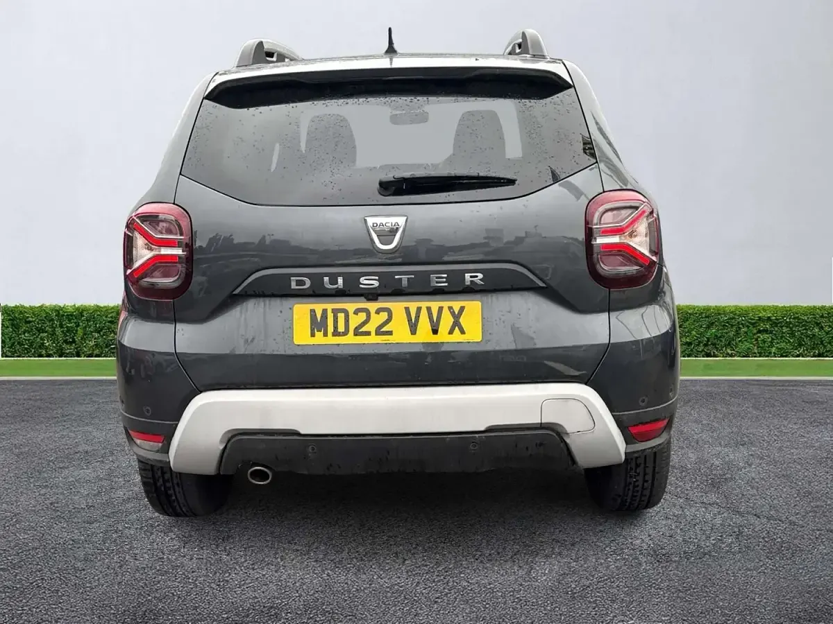 Used Dacia Duster Prestige 150 HP (110 kW) 2022 Grey SUV