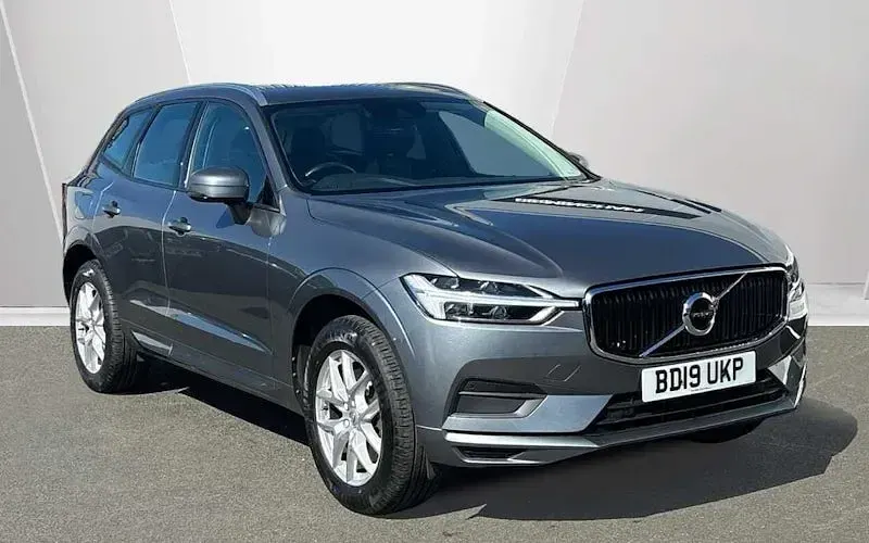 Usado Volvo XC60 Momentum 250 CV (183 kW) 2019 SUV