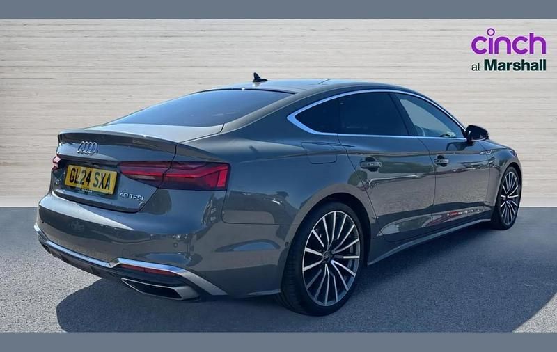 Usado Audi A5 Sportback S-Line 204 CV (150 kW) 2024 Gris Utilitario